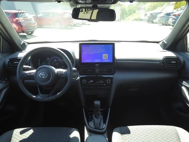 Toyota Yaris Cross Team D