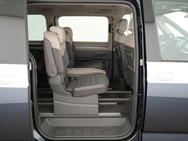 Volkswagen Multivan 2.0 TSI DSG Style T7