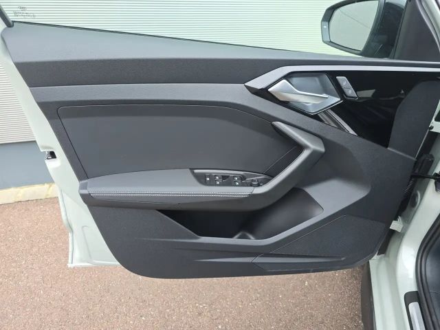 Audi A1 30 TFSI Allstreet S-Line