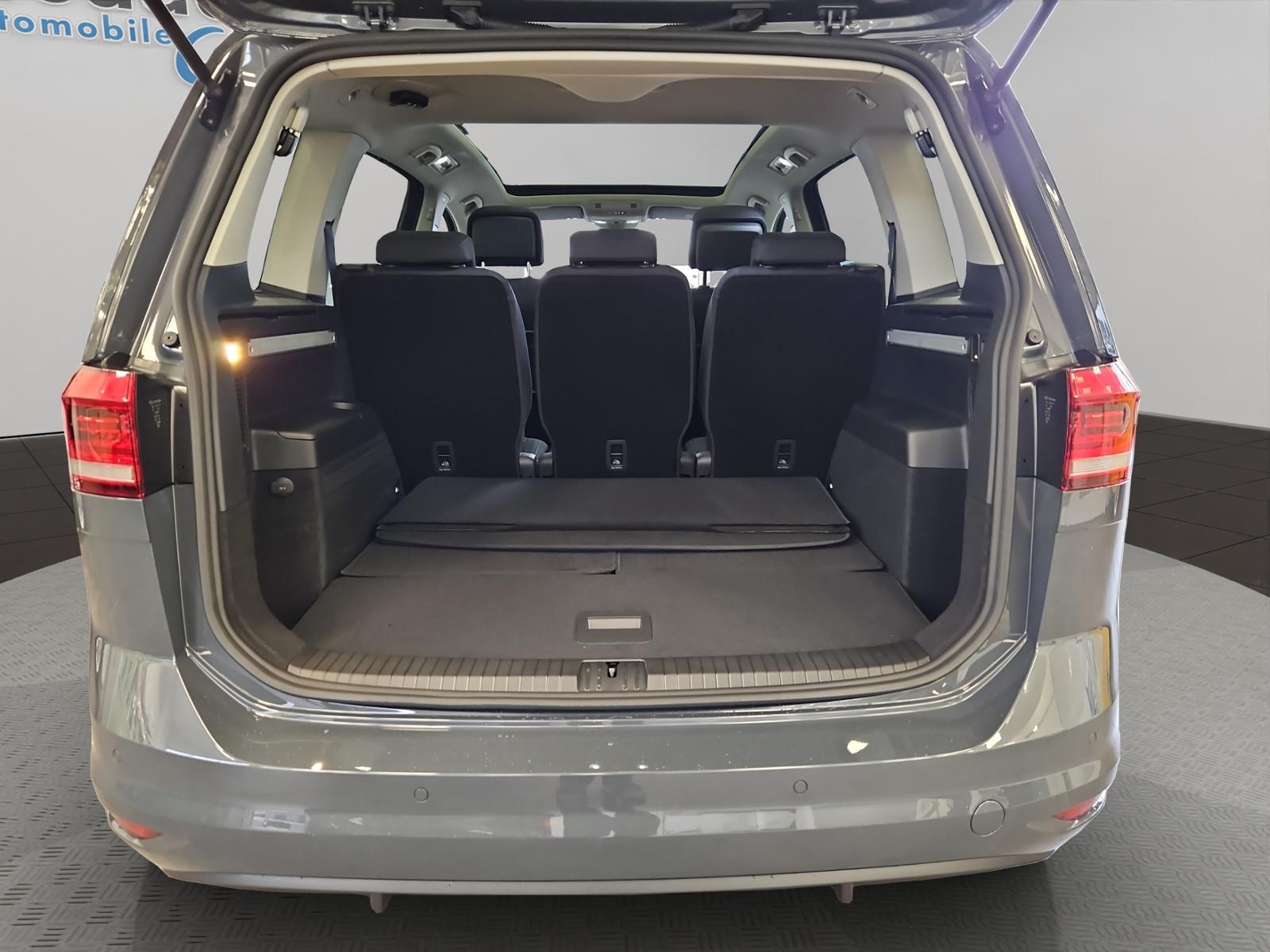 Volkswagen Touran 1.5 TSI Highline Style