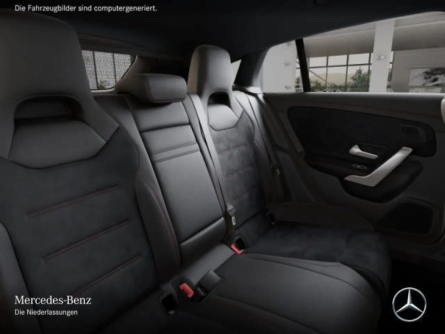 Mercedes-Benz CLA 200 AMG Line