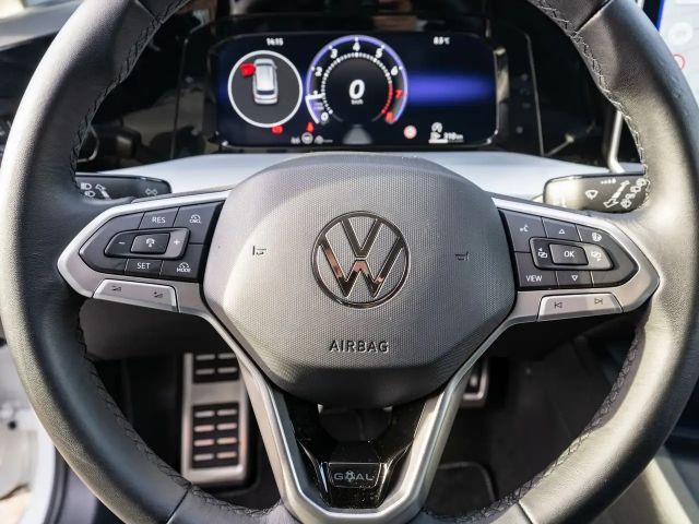 Volkswagen Golf 1.5 TSI Variant