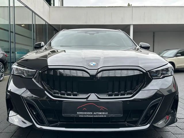 BMW 520 520d M-Sport Touring xDrive