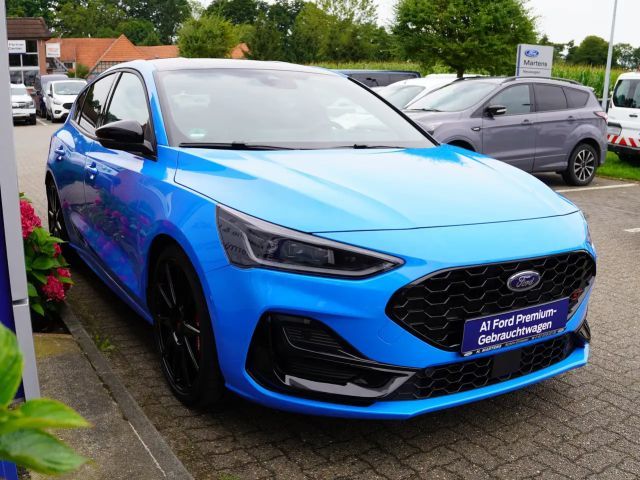 Ford Focus ST Line