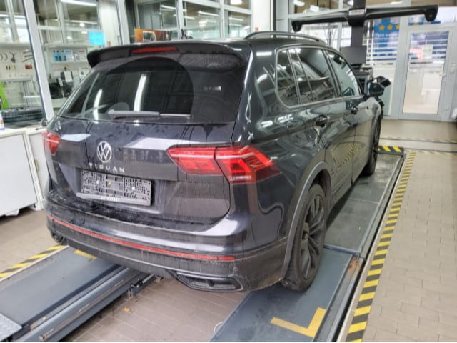 Volkswagen Tiguan 2.0 TDI IQ.Drive R-Line