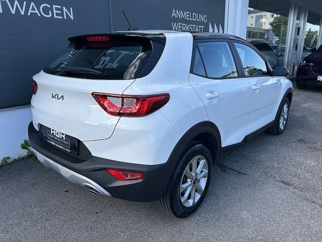 Kia Stonic Play Titan