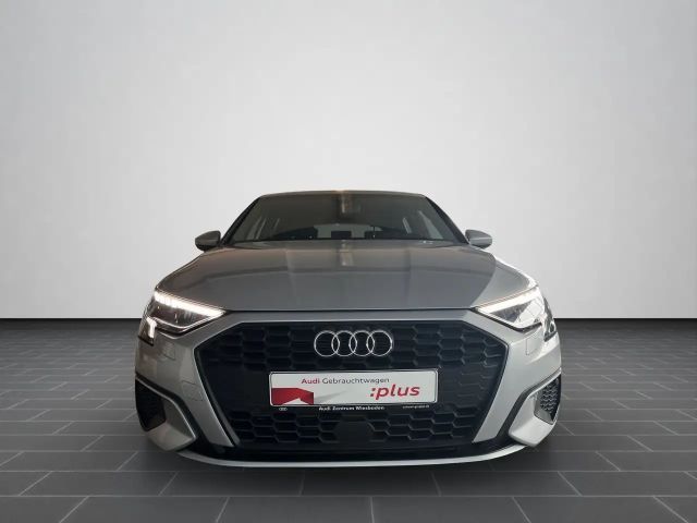 Audi A3 30 TFSI S-Tronic Sedan