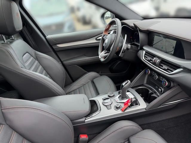 Alfa Romeo Stelvio Q4