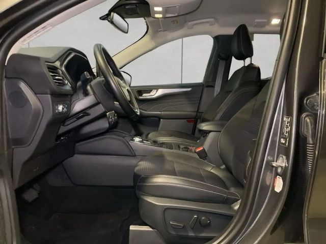 Ford Kuga Plug in Hybrid Titanium X