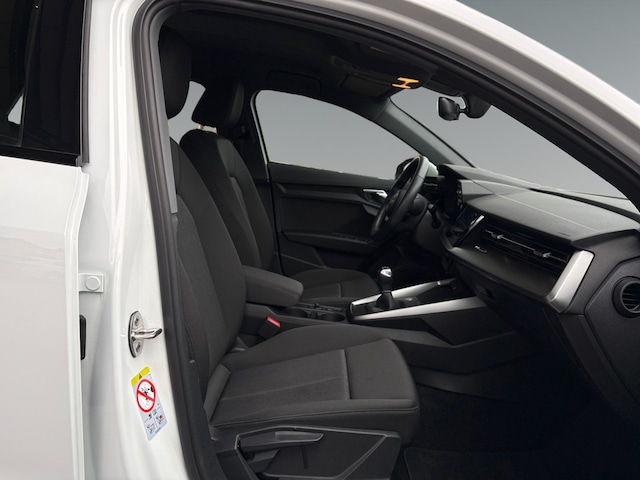 Audi A3 35 TFSI S-Line Sportback