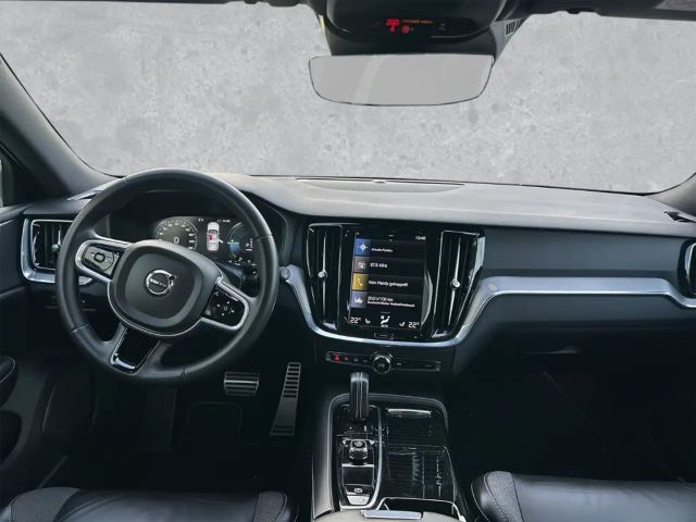 Volvo V60 AWD R-Design Recharge T6