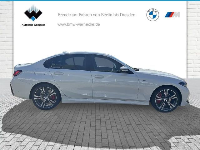BMW 330 330i M-Sport Sedan xDrive