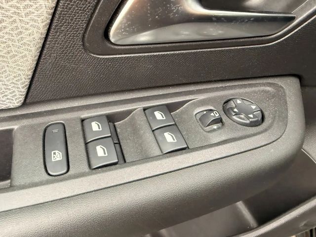 Citroën C4 PureTech Shine