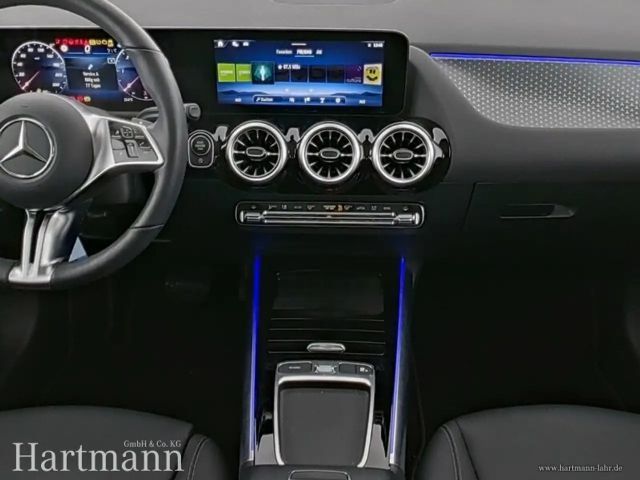 Mercedes-Benz GLA 220 4MATIC GLA 220 d