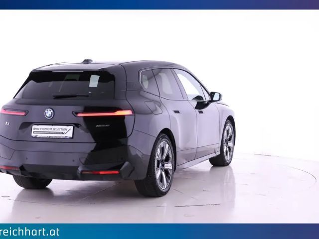 BMW iX xDrive40