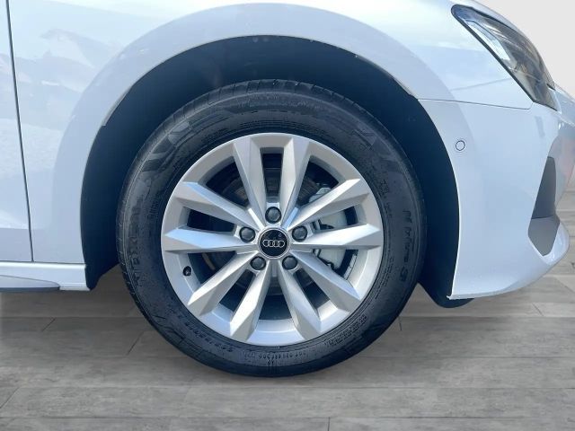 Audi A3 30 TFSI Sedan