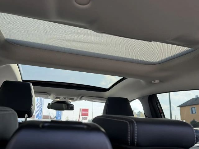 Ford Puma EcoBoost Titanium