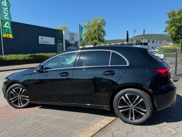 Mercedes-Benz A 180 +Modelljahr2025+Totwinkel+360Grad-Kameras+Progress