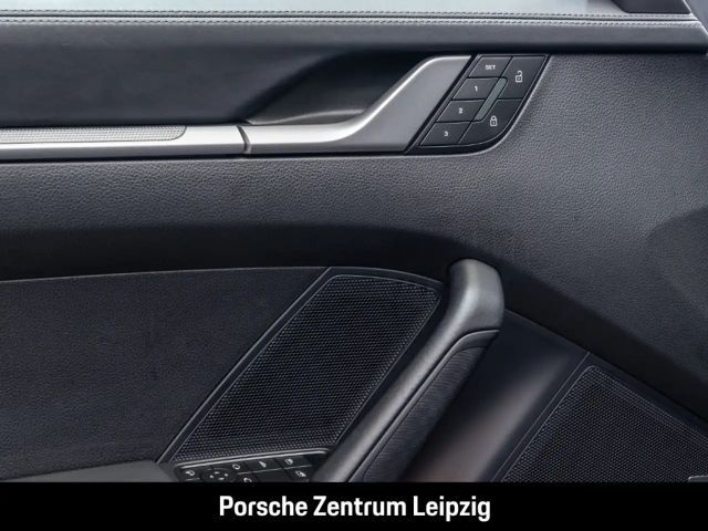 Porsche 992 Cabrio Carrera S