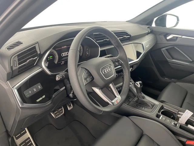 Audi Q3 45 TFSI Hybride S-Line