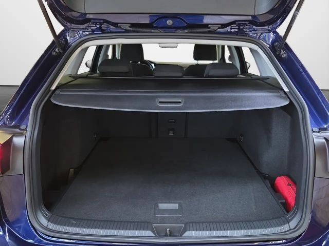 Volkswagen Golf 2.0 TDI DSG Life Variant