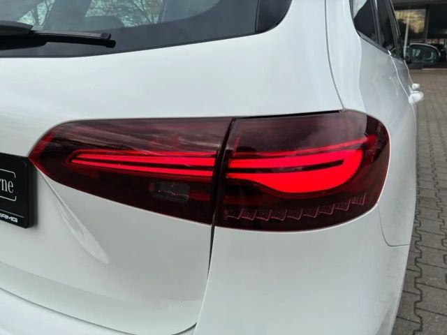 Mercedes-Benz B 180 Sedan