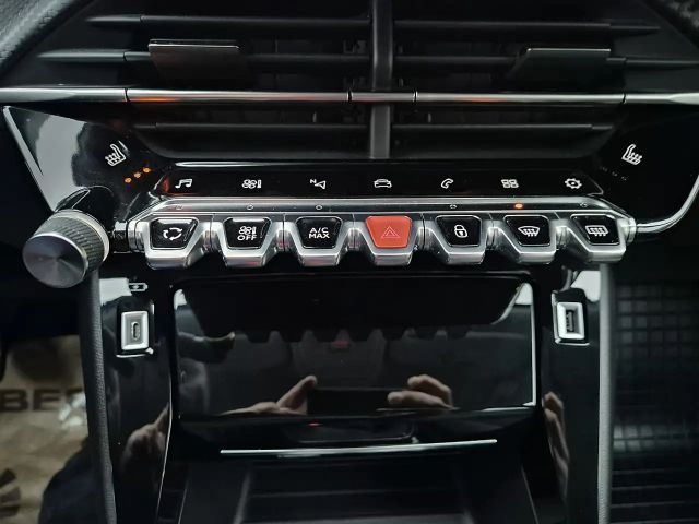 Peugeot 2008 Allure Pack PureTech