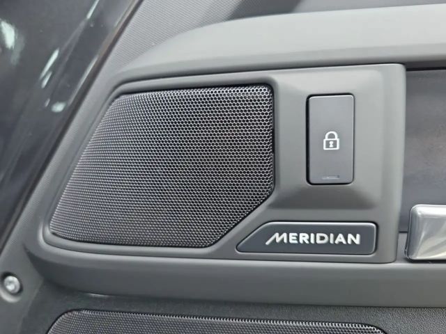 Land Rover Defender 110 D300 Dynamic HSE