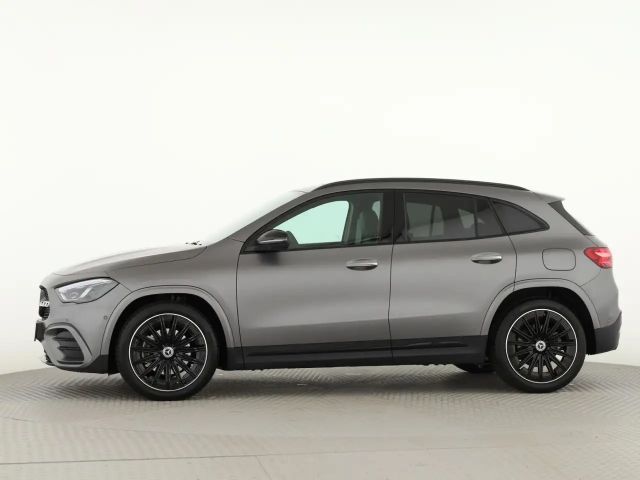 Mercedes-Benz GLA 220 4MATIC AMG Line