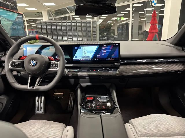 BMW M5 Touring  0,5% DAB LED Pano.Dach RFK