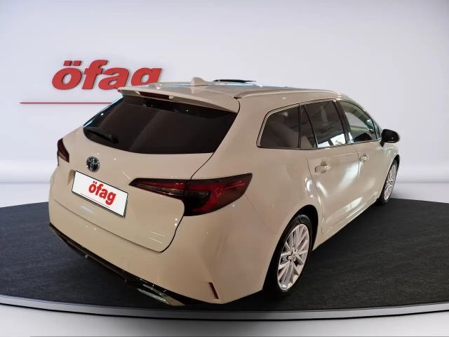 Toyota Corolla Active Hybride Touring