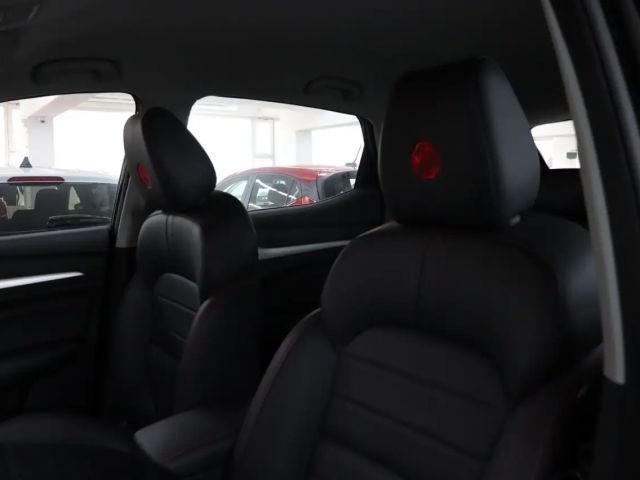 MG ZS Luxury
