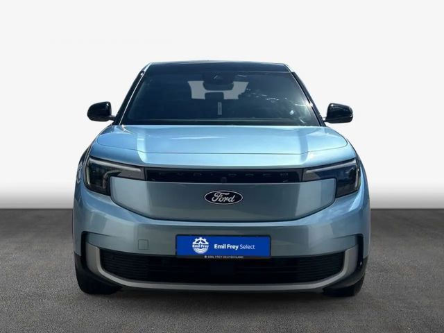 Ford Explorer Extended range RWD