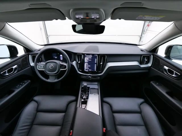 Volvo XC60 AWD Dark Plus T6