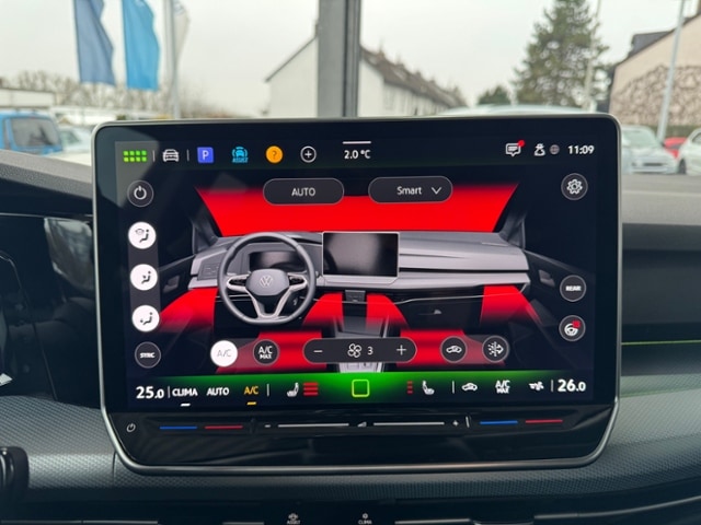 Volkswagen Golf 1.5 TSI Golf VIII