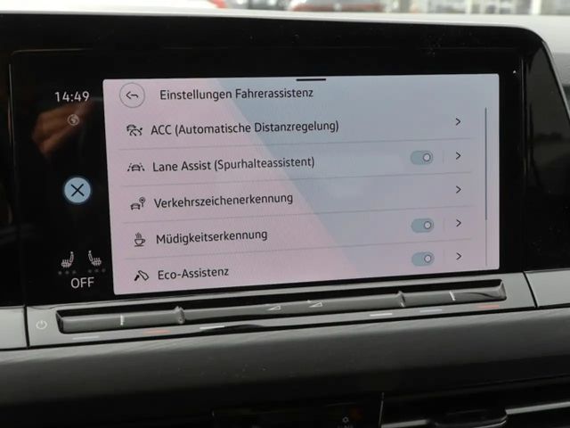 Volkswagen Golf DSG Golf VIII Style Variant