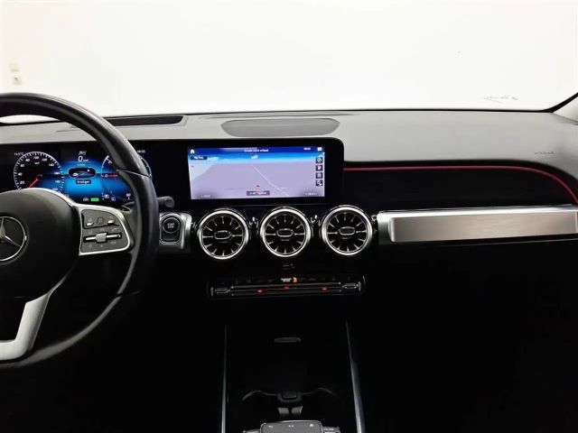 Mercedes-Benz EQB 300 4MATIC