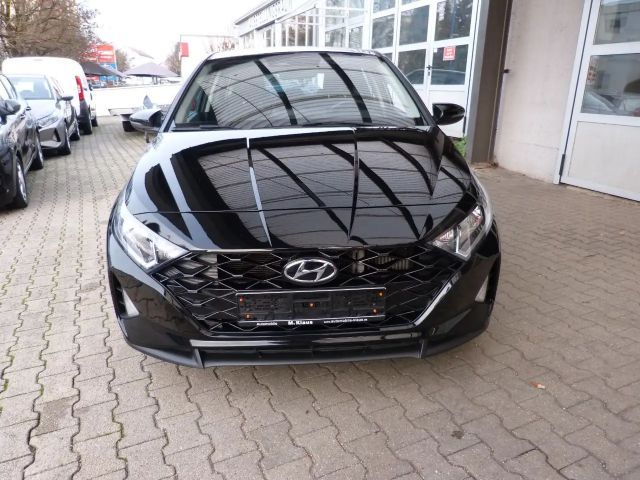 Hyundai i20 APPLE SHZ LHZ KAMERA+PDC KLIMA TEMPOMAT