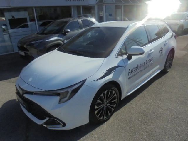 Toyota Corolla Active Hybride Touring