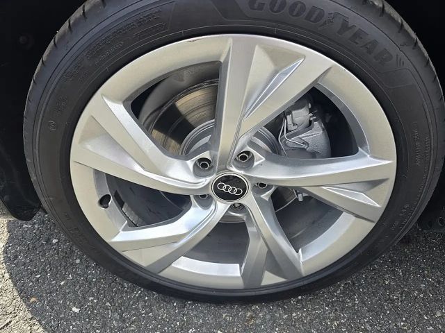 Audi A4 35 TDI Avant S-Line S-Tronic