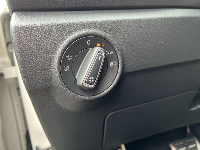 Volkswagen T-Roc 1.5 TSI DSG R-Line