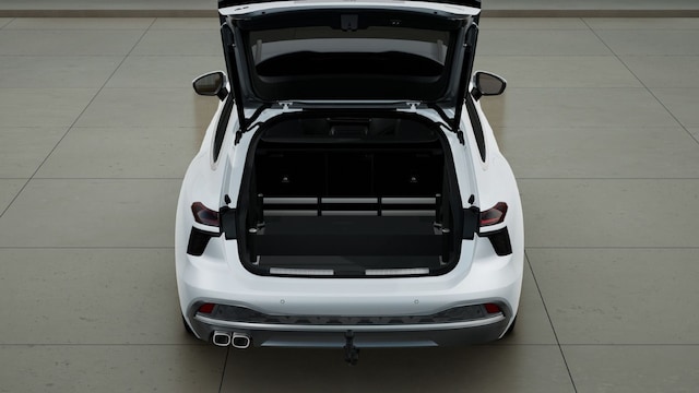 Audi A6 Avant Quattro S-Tronic