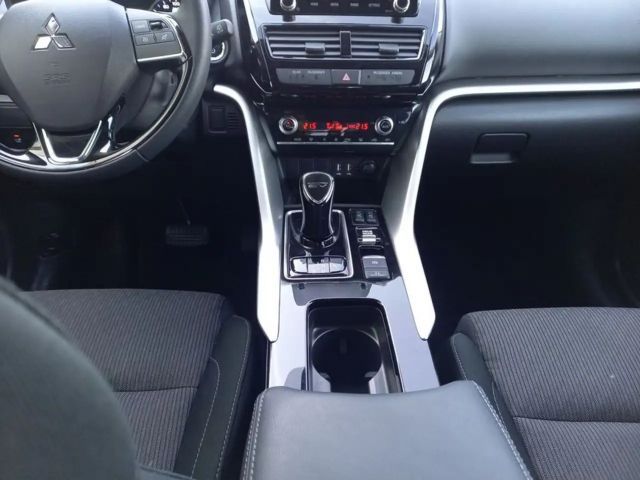 Mitsubishi Eclipse Cross 4WD PHEV