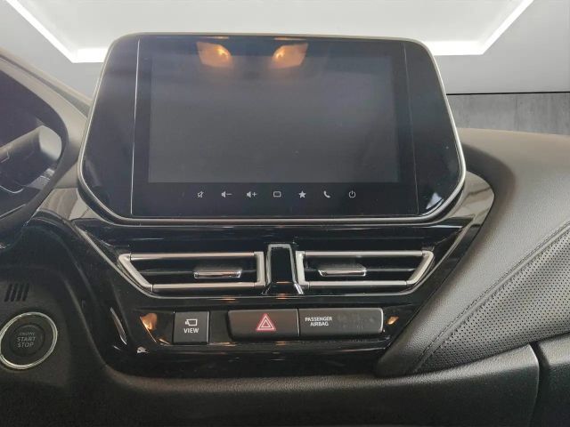 Suzuki S-Cross Hybrid