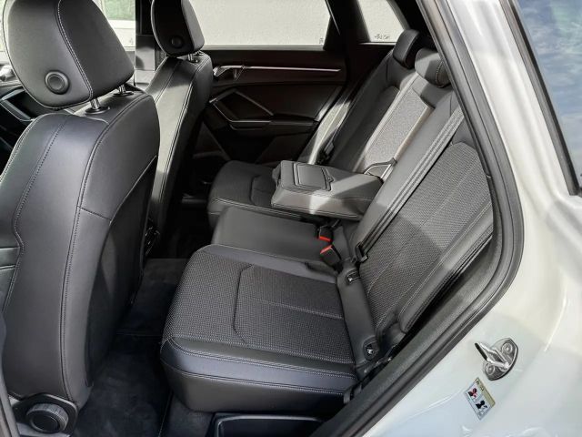 Audi Q3 35 TFSI S-Line