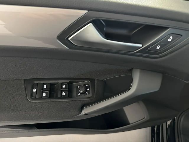 Volkswagen Touran 2,0 TDI *NAVI*ACC*Virtual Cockpit*Elektrische H...