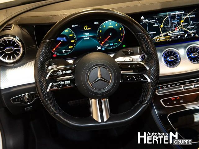 Mercedes-Benz E 300 AMG Line Cabriolet