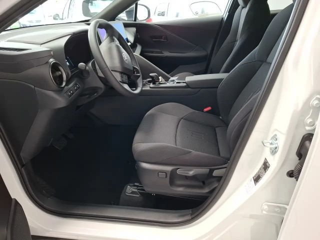 Toyota C-HR Active Hybride