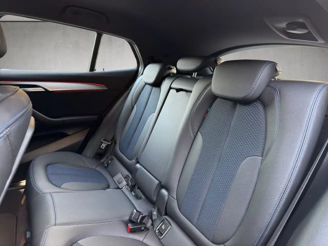 BMW X2 sDrive18i
