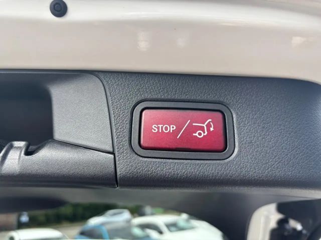 Mercedes-Benz B 200 Sedan